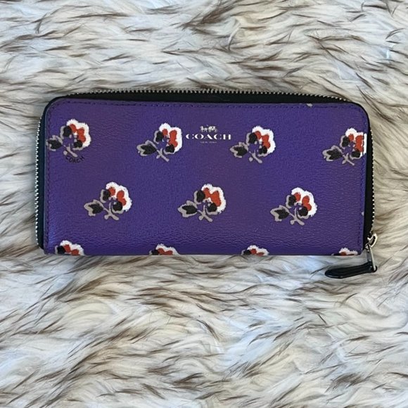 Coach Handbags - Coach Accordion Zip Wallet With Floral Print
